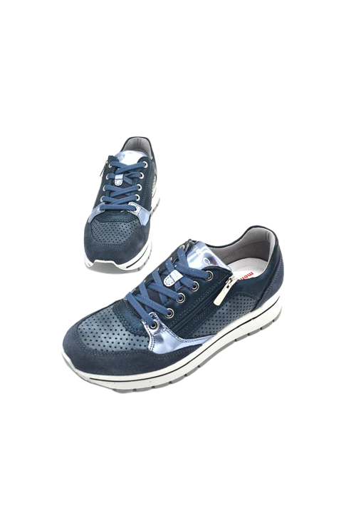 Sneakers traforate da donna in pelle Igi&Co