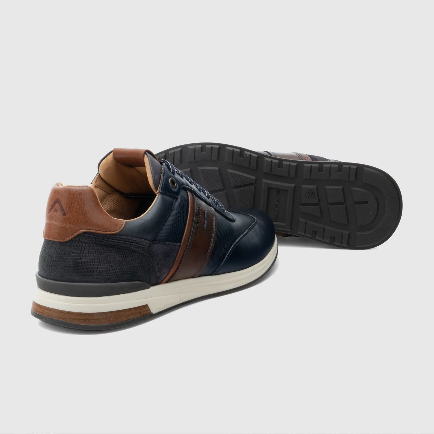 Sneakers da uomo in pelle Ambitious
