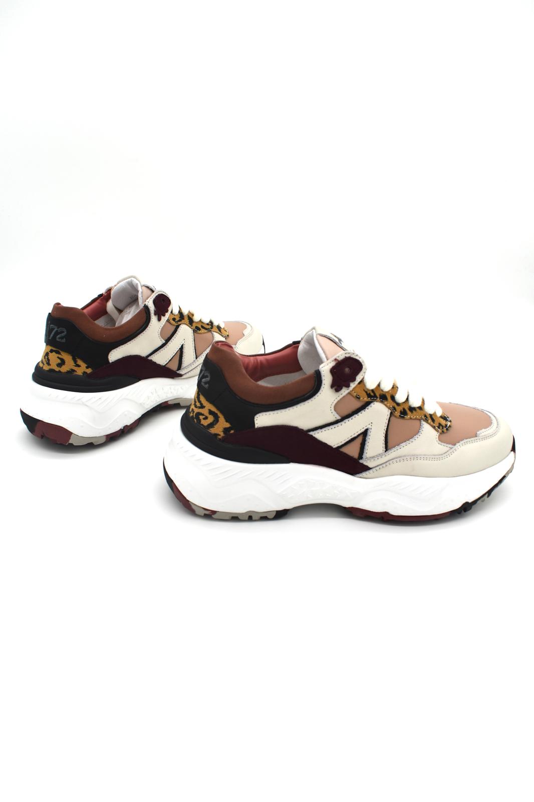 Sneakers da donna in pelle Accademia 72