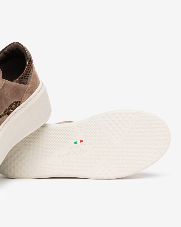 Sneakers da donna in pelle NeroGiardini