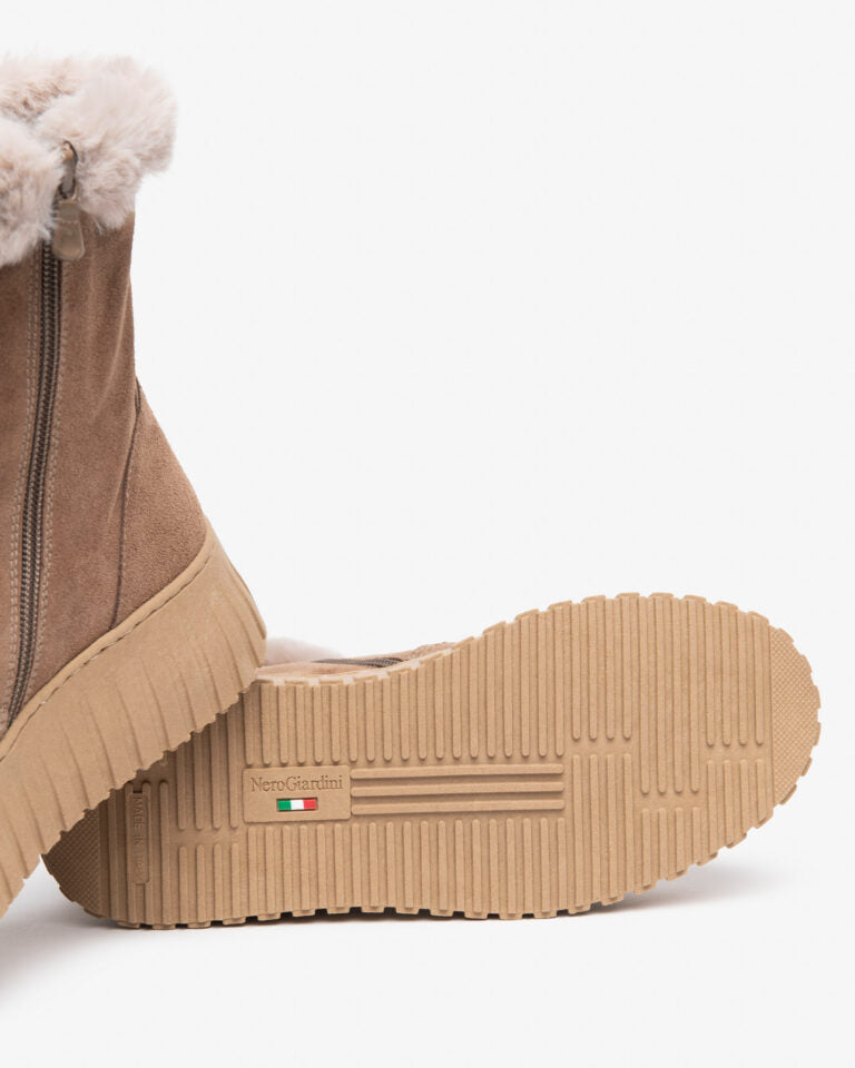 Stivaletti da donna in pelle NeroGiardini