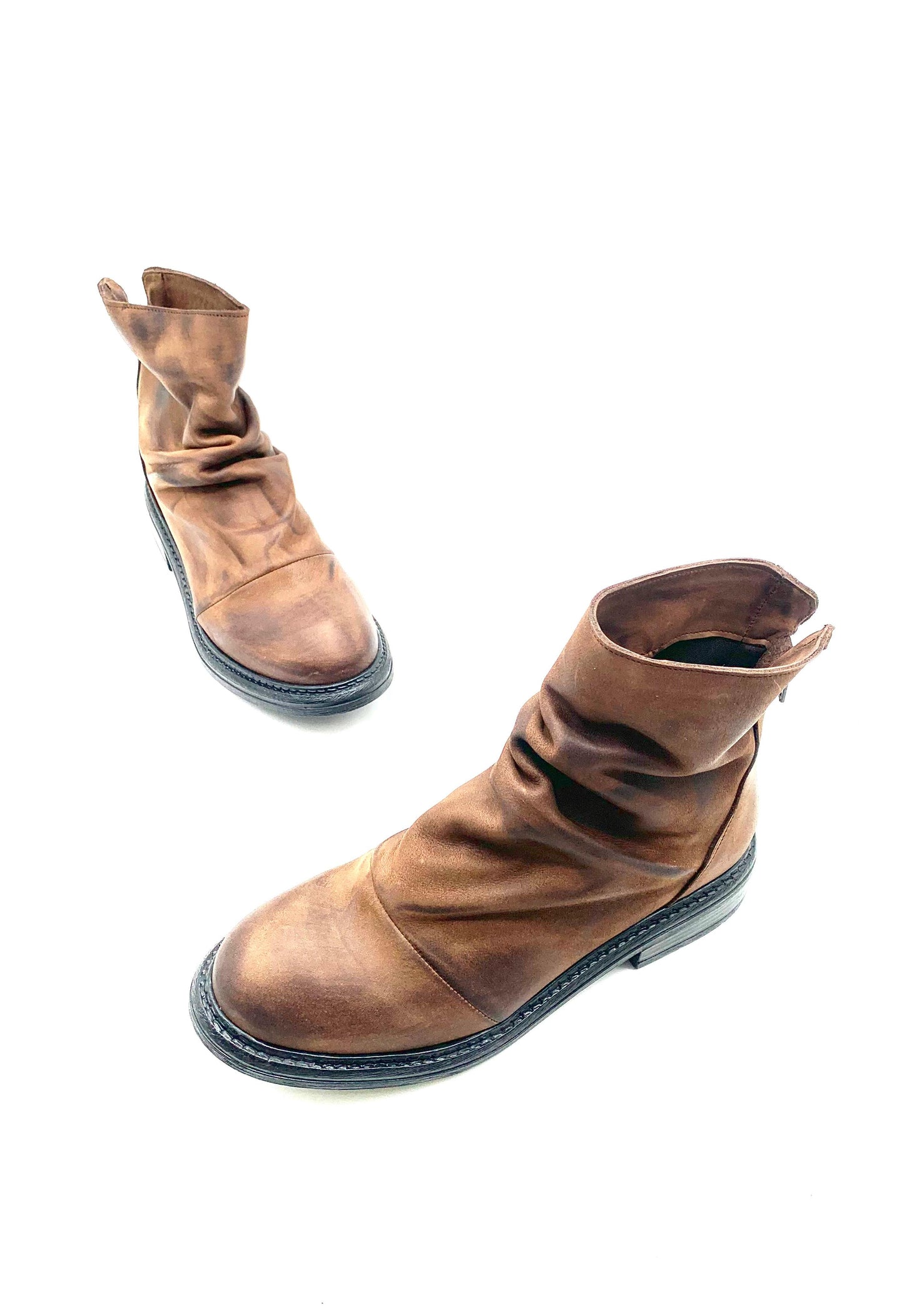 Stivaletti bassi in pelle da donna MadMind