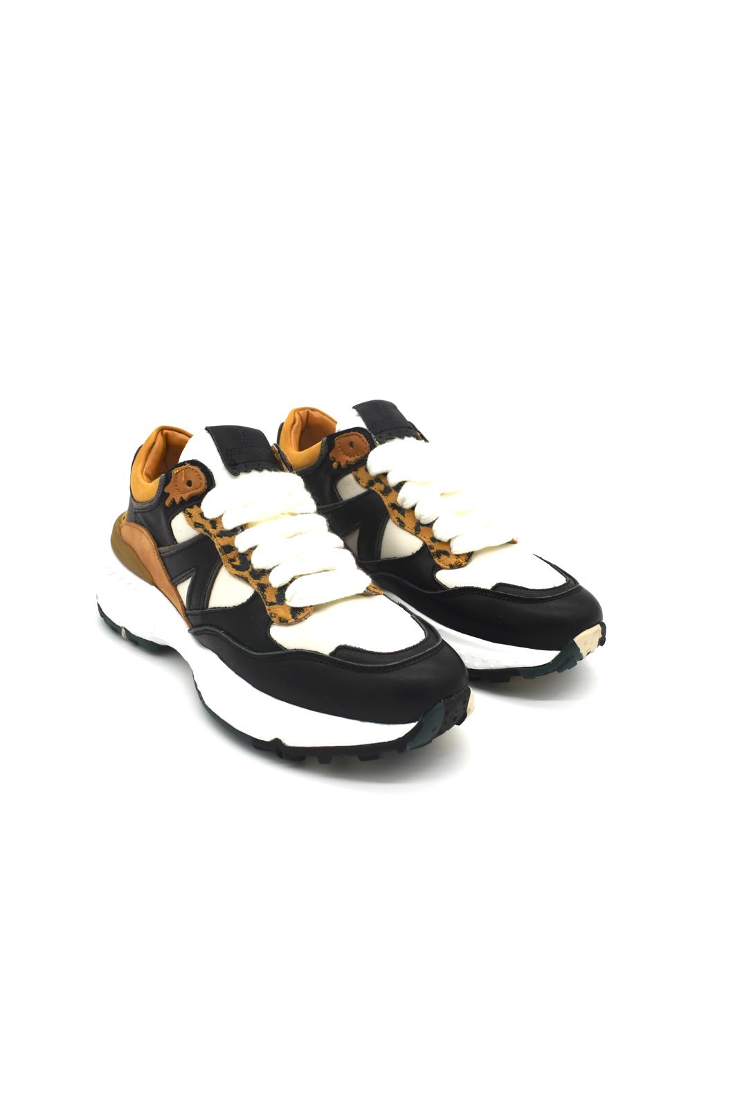 Sneakers da donna in pelle Accademia 72
