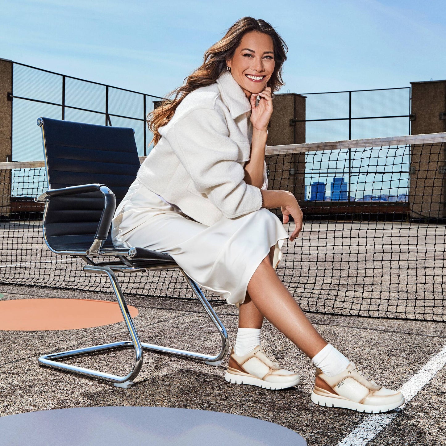 Sneakers da donna in pelle con chiusura ad elastico Pikolinos