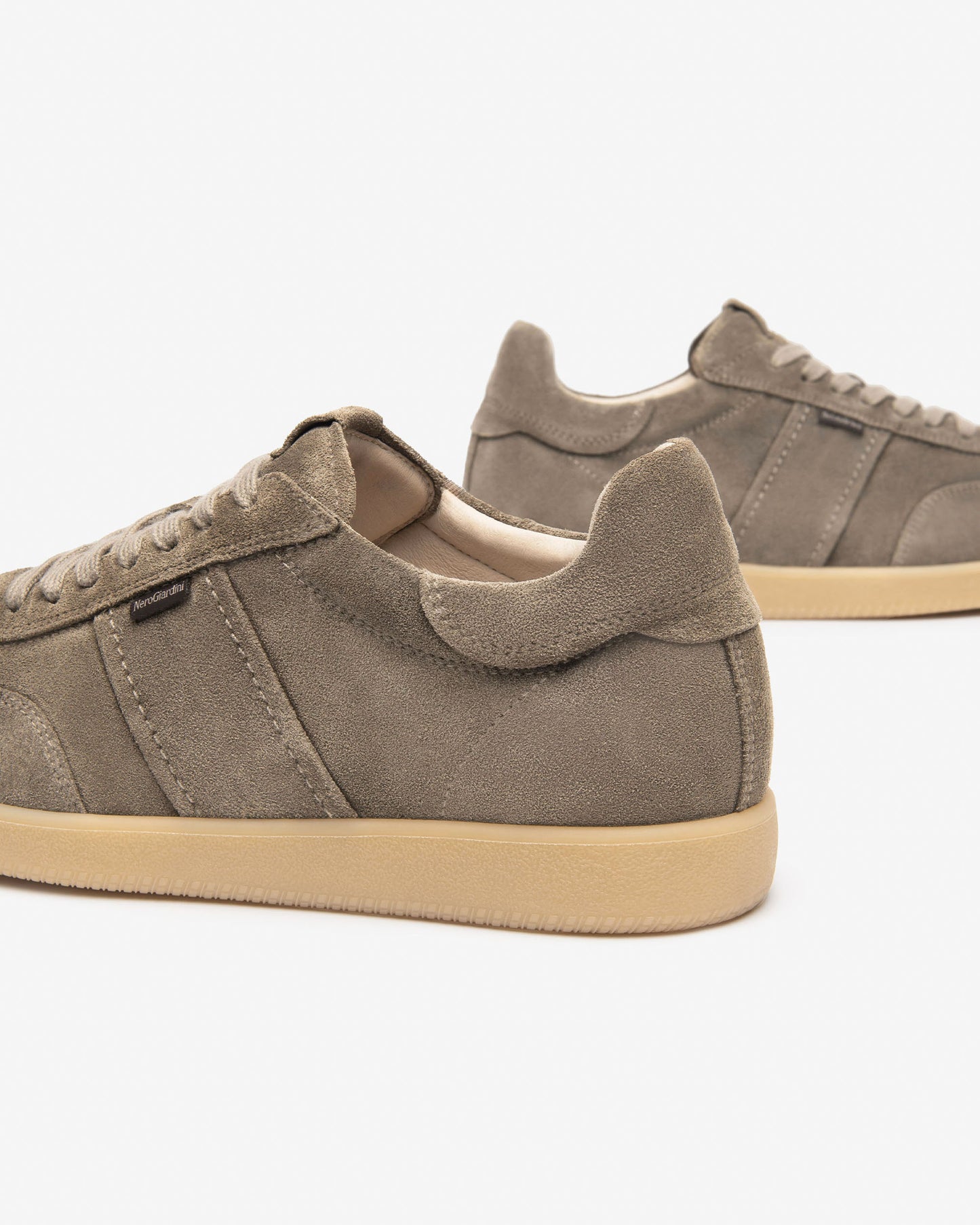 Sneakers da uomo in camoscio Nero Giardini