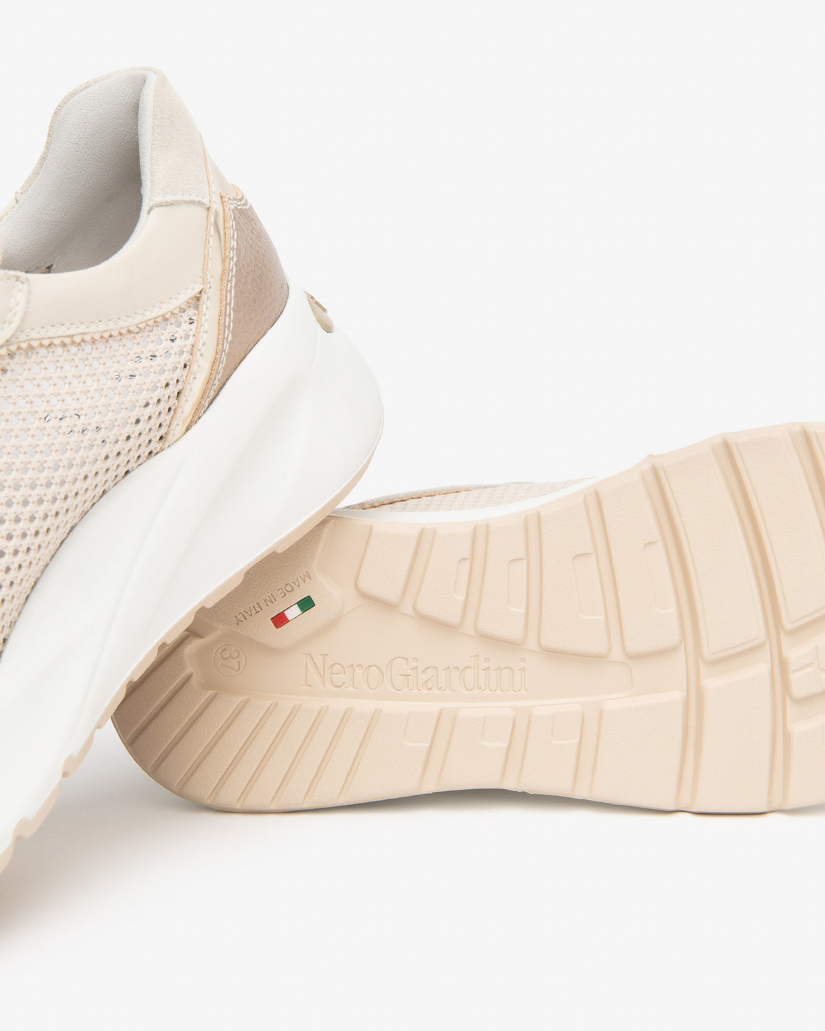 Sneakers da donna in pelle NeroGiardini