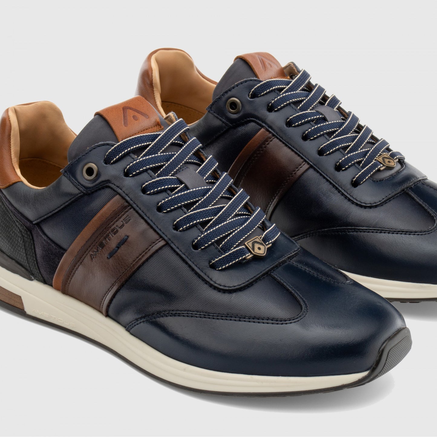 Sneakers da uomo in pelle Ambitious