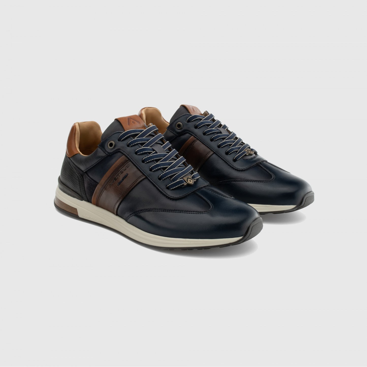 Sneakers da uomo in pelle Ambitious