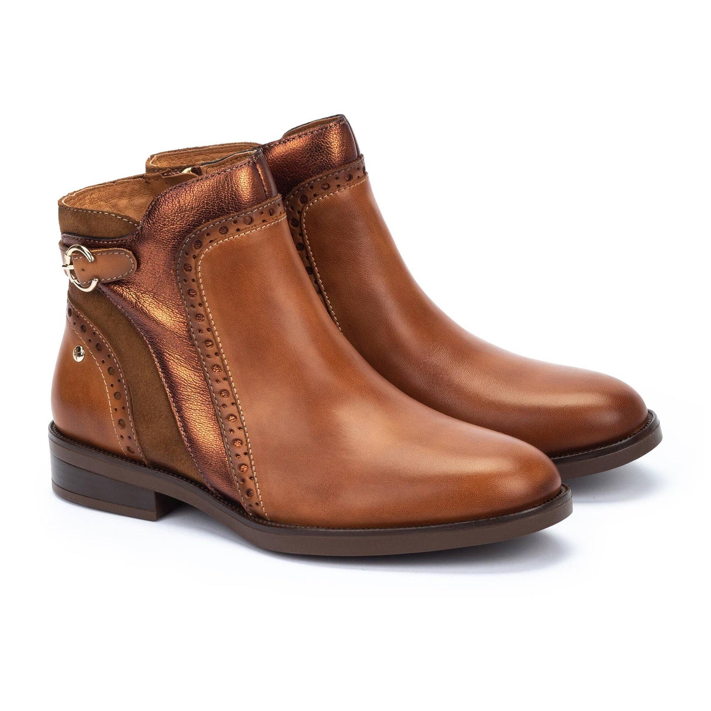 Stivaletti da donna in pelle con fibbia Pikolinos