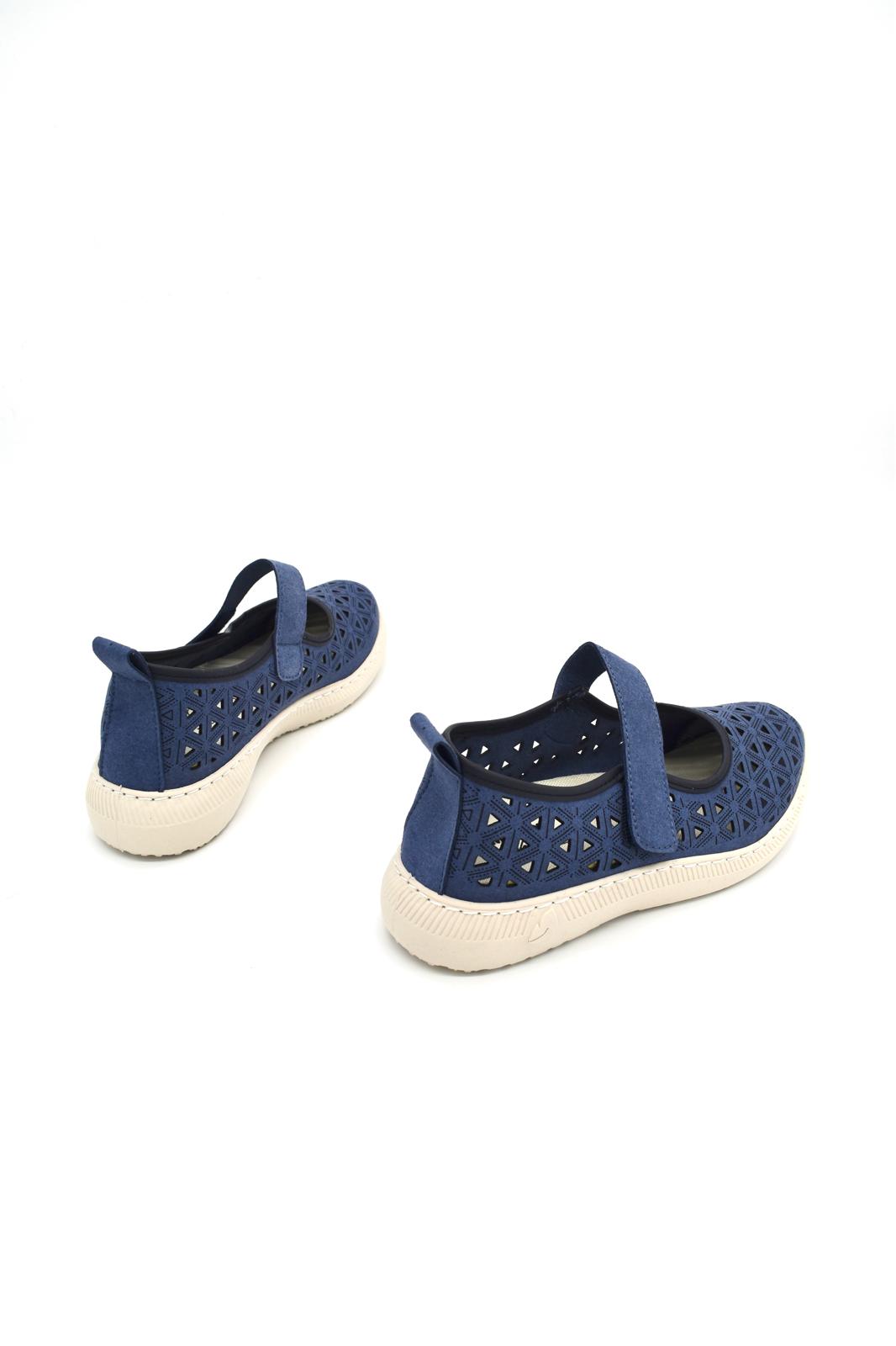 Slip-on traforata da donna Roal