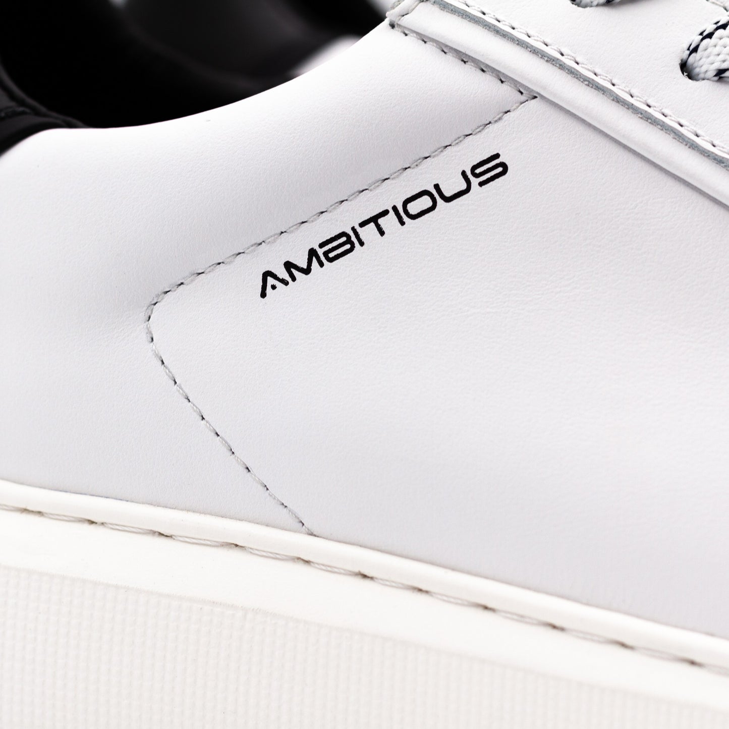 Sneakers da uomo in pelle Ambitious