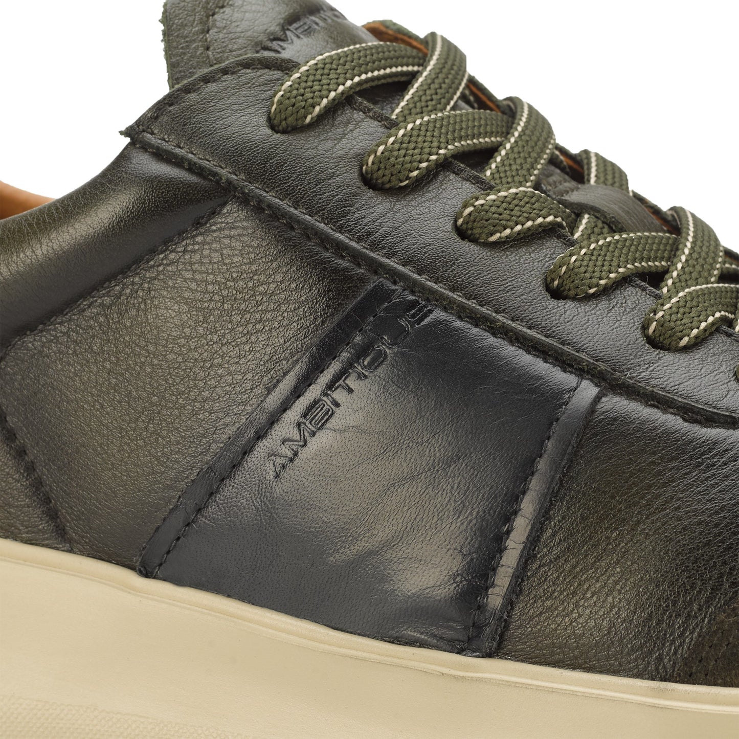 Sneakers da uomo in pelle Ambitious