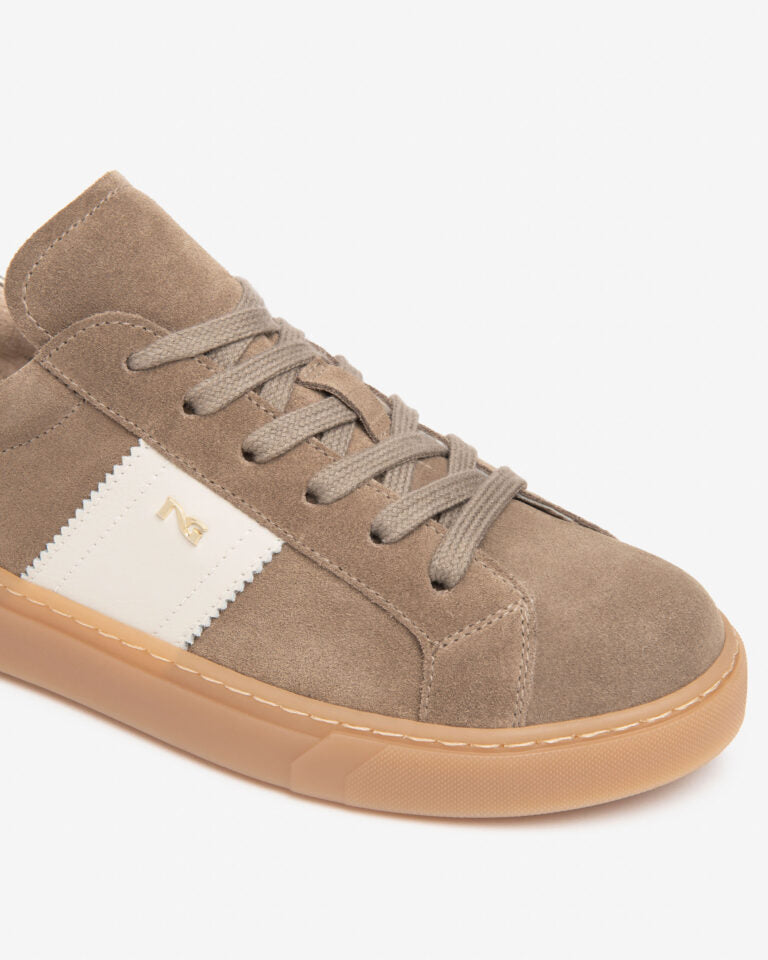 Sneakers da donna in camoscio NeroGiardini