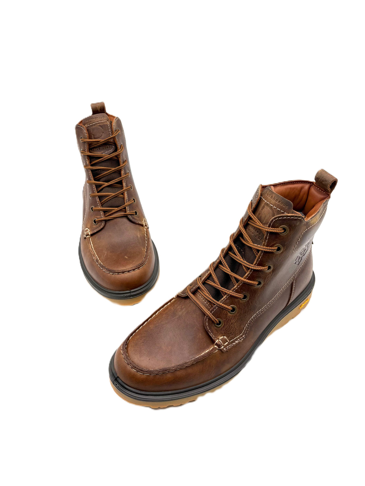 Anfibi da uomo in pelle con suola Vibram Devisal