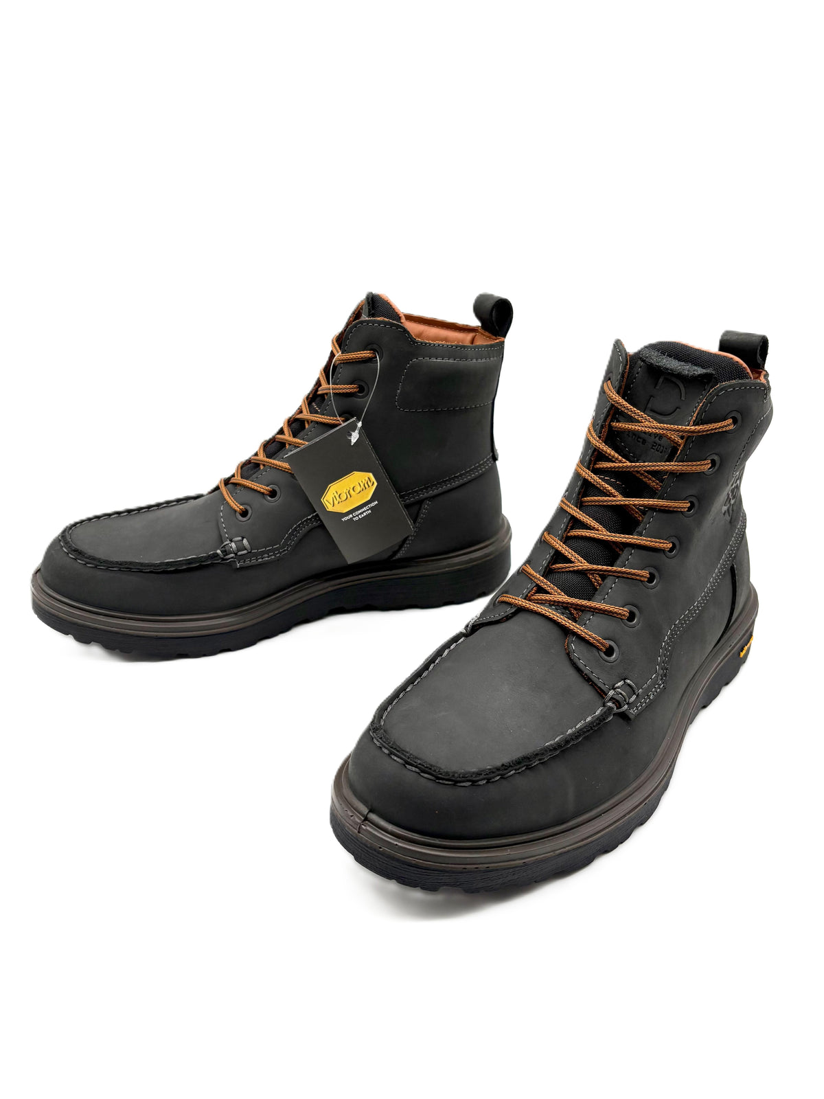 Anfibi da uomo in pelle con suola Vibram Devisal