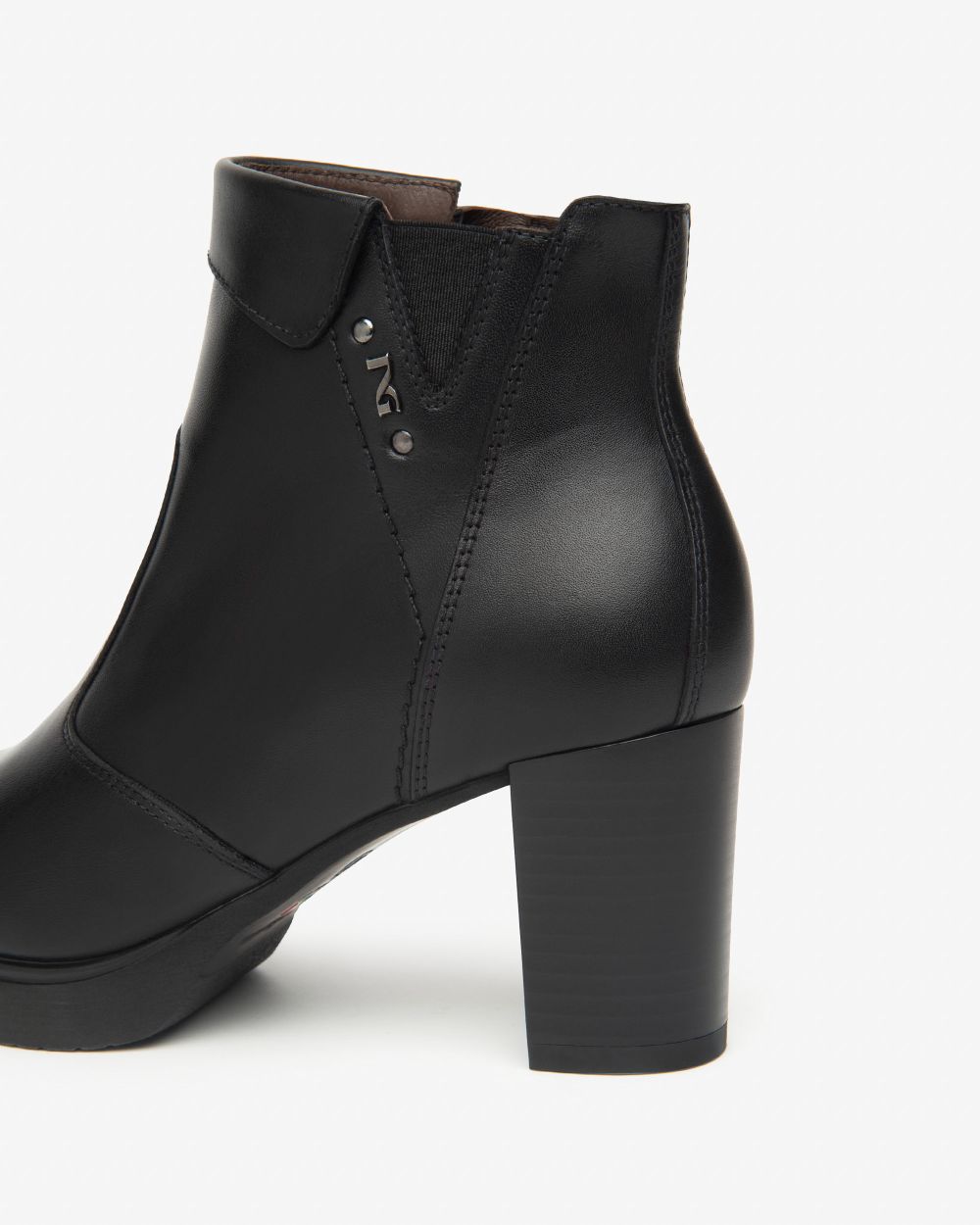 Tronchetti da donna in pelle NeroGiardini