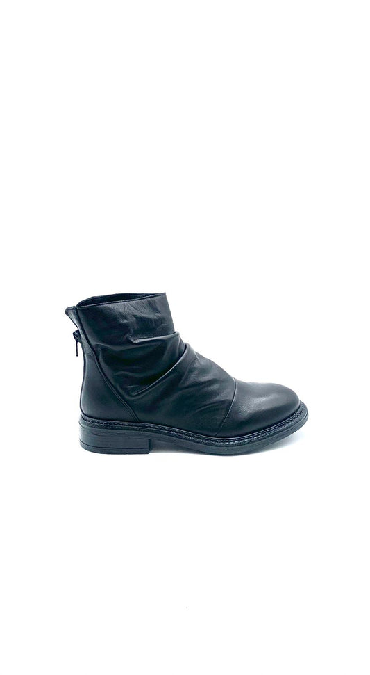 Stivaletti bassi in pelle da donna MadMind