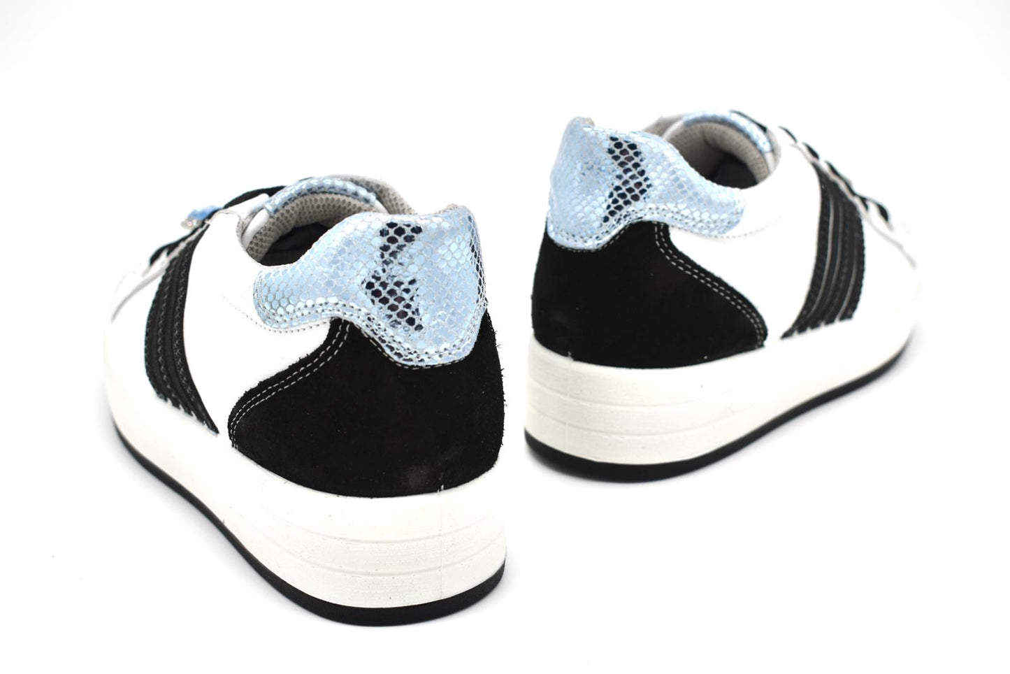 Sneakers da donna in pelle Igi & Co