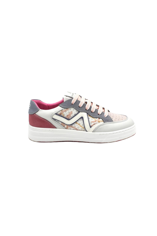 Sneakers da donna in pelle Accademia72