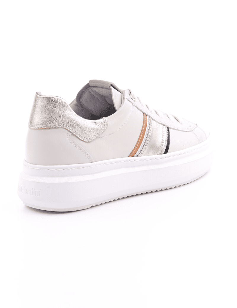 Sneakers da donna in pelle NeroGiardini