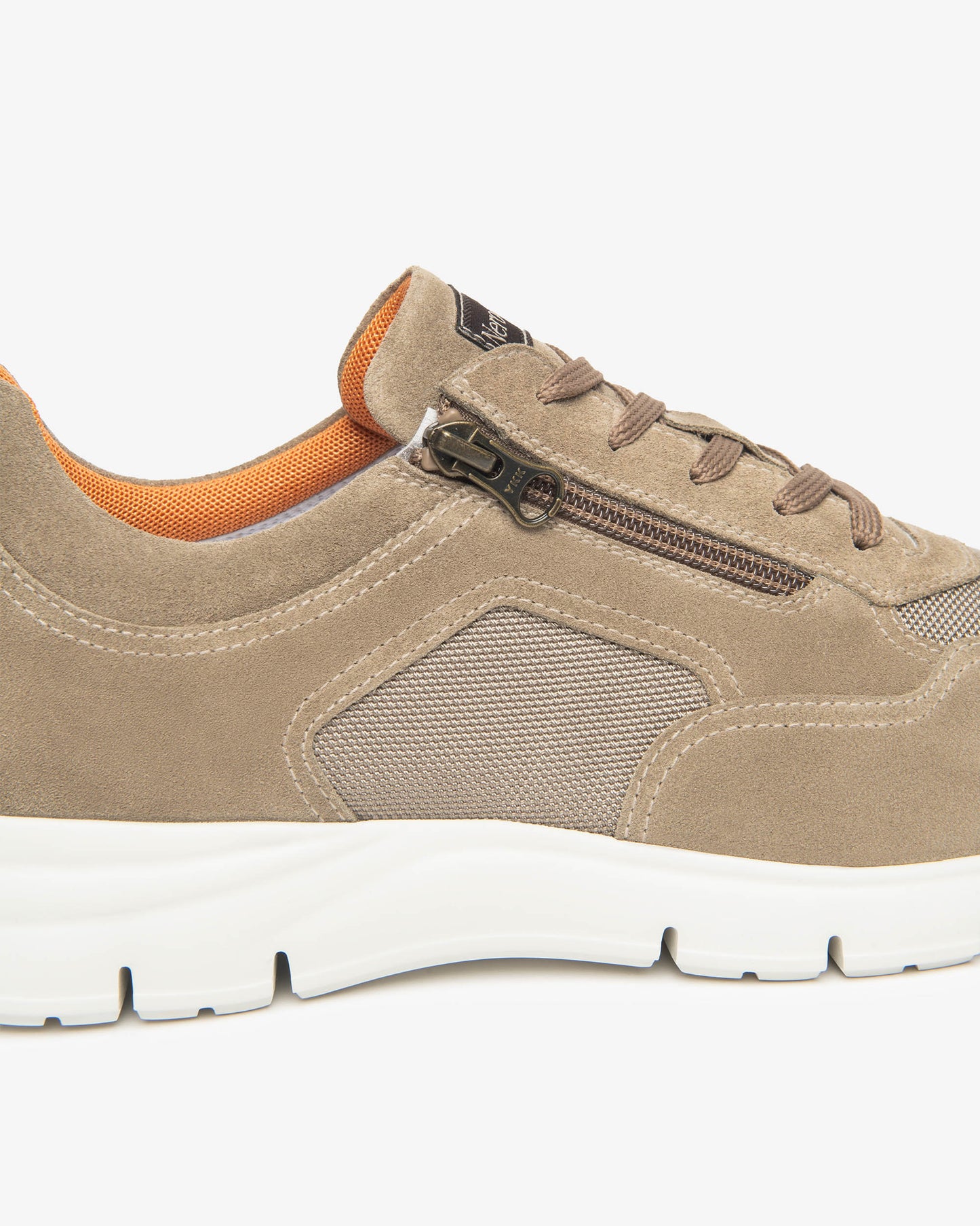 Sneakers da uomo in camoscio NeroGiardini
