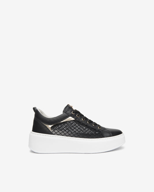 Sneakers da donna in pelle NeroGiardini