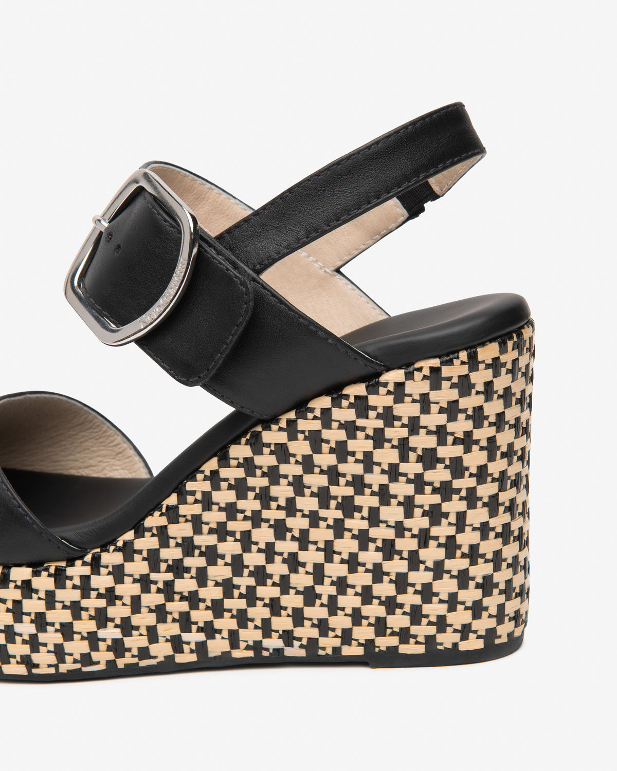 Sandali da donna in pelle NeroGiardini