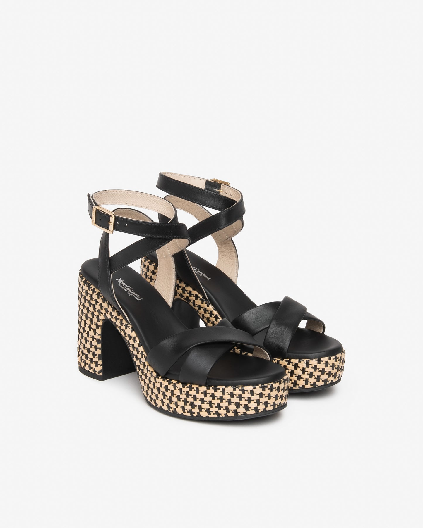 - Sandali da donna in pelle NeroGiardini -