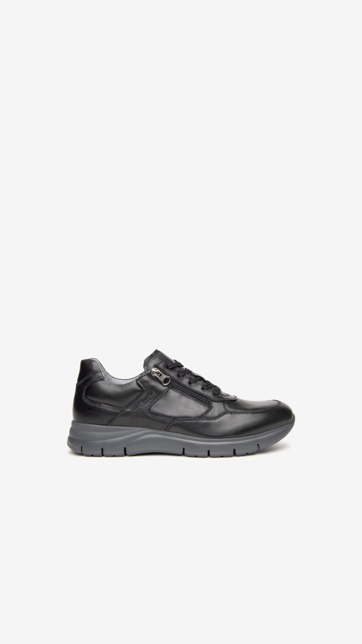 NEROGIARDINI Sneakers in Pelle nero Sneakers Eleganti Uomo I303010U NEROGIARDINI Sneakers in Pelle nero Sneakers Eleganti Uomo I303010U