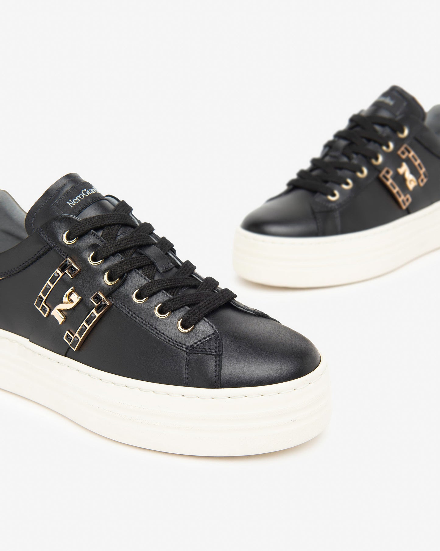 Sneakers da donna in pelle NeroGiardini