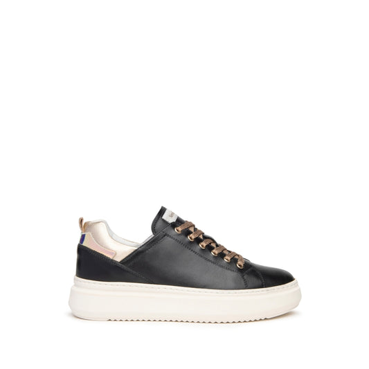 Sneakers da donna in pelle Nero Giardini