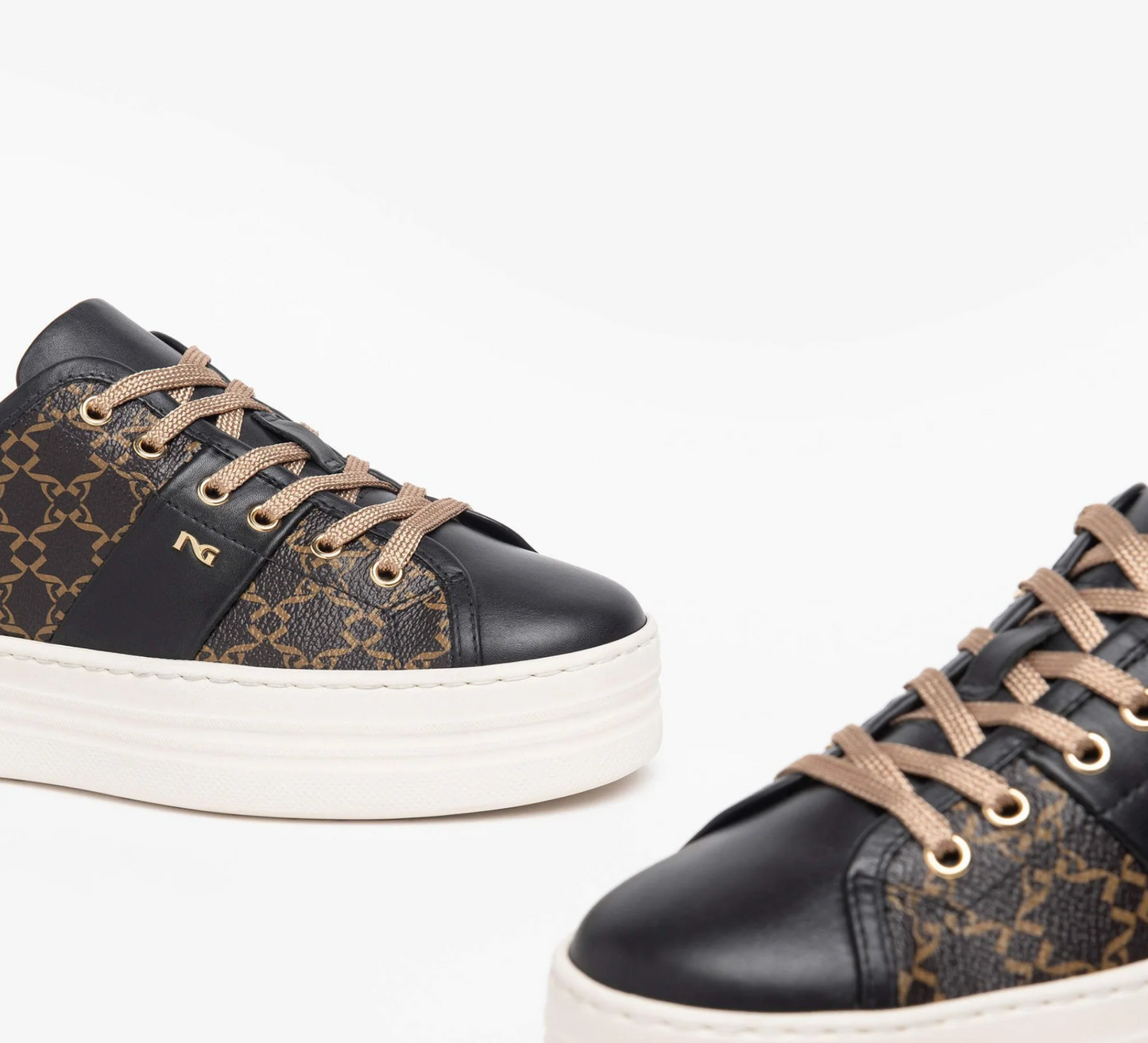 Sneakers da donna in pelle Nero Giardini