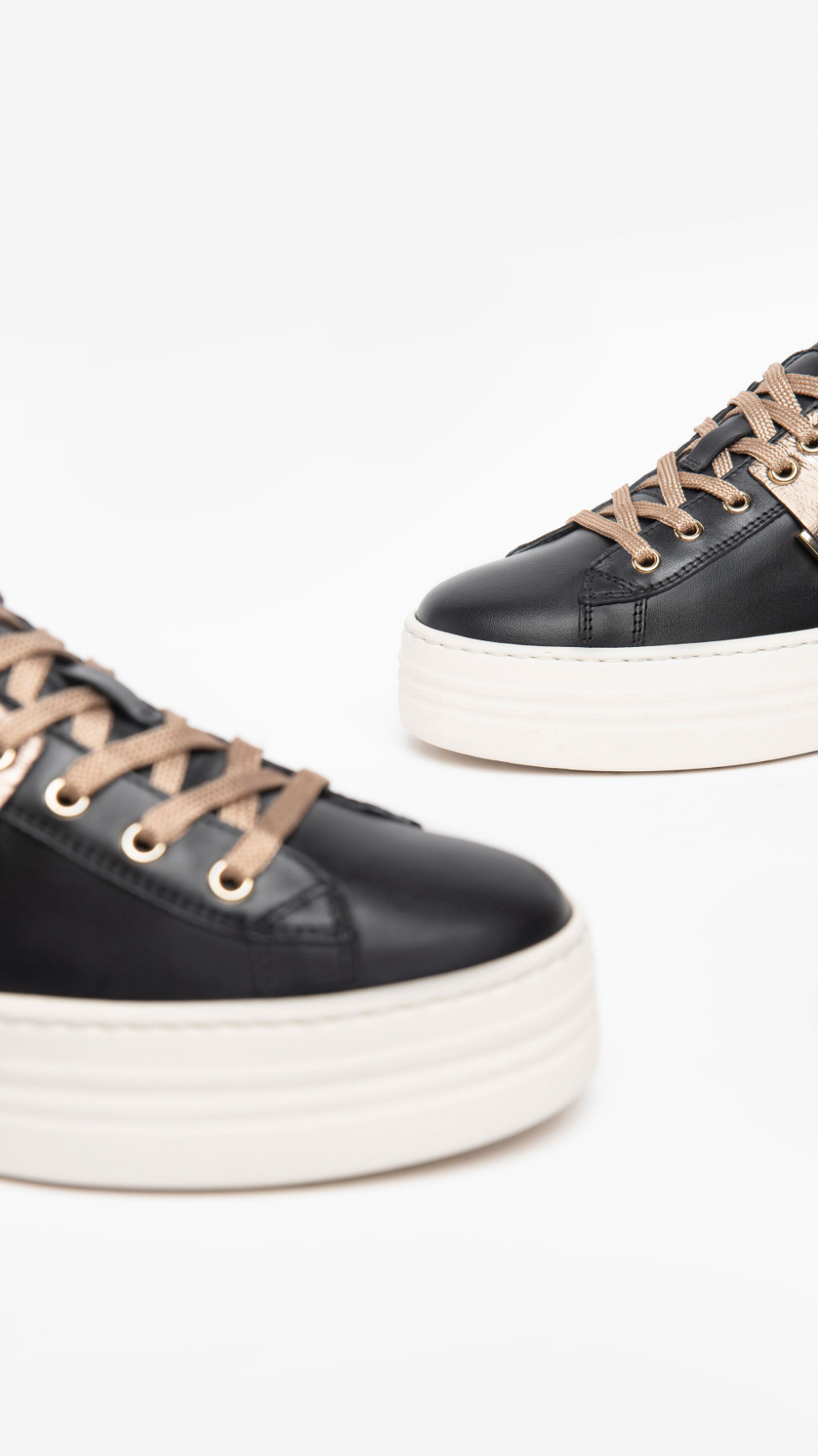 Sneakers da donna in pelle Nero Giardini