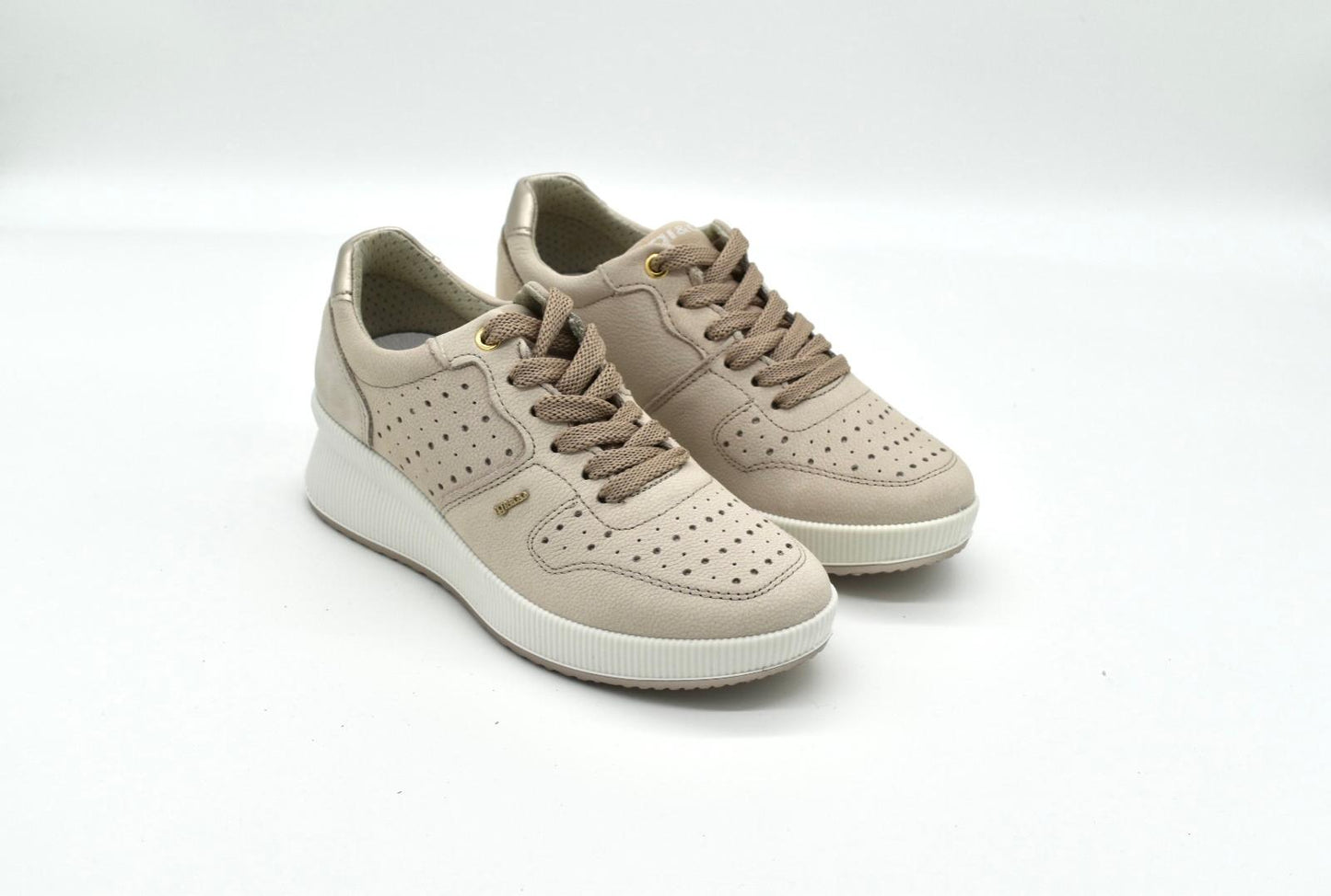 Sneaker da donna in pelle Igi & Co