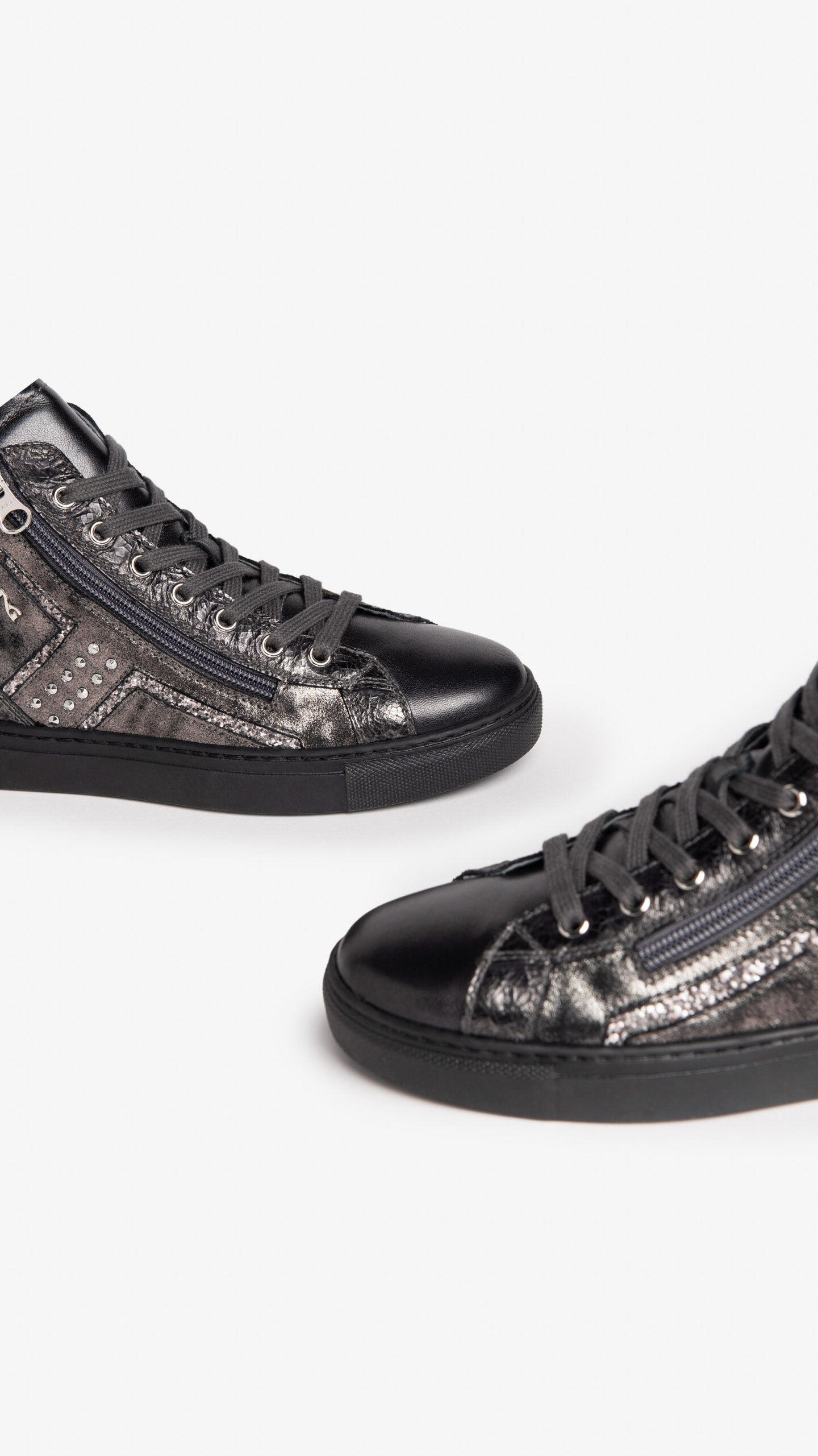 Sneakers alte da donna in pelle con zip Nero Giardini